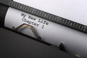 “我的新生活”的信息类型的老式打字机