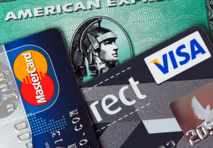 词条信用卡并不是只有的人玷污了自己的信用报告或糟糕的信用评分,可以防止它们被批准用于传统信用卡。”class=